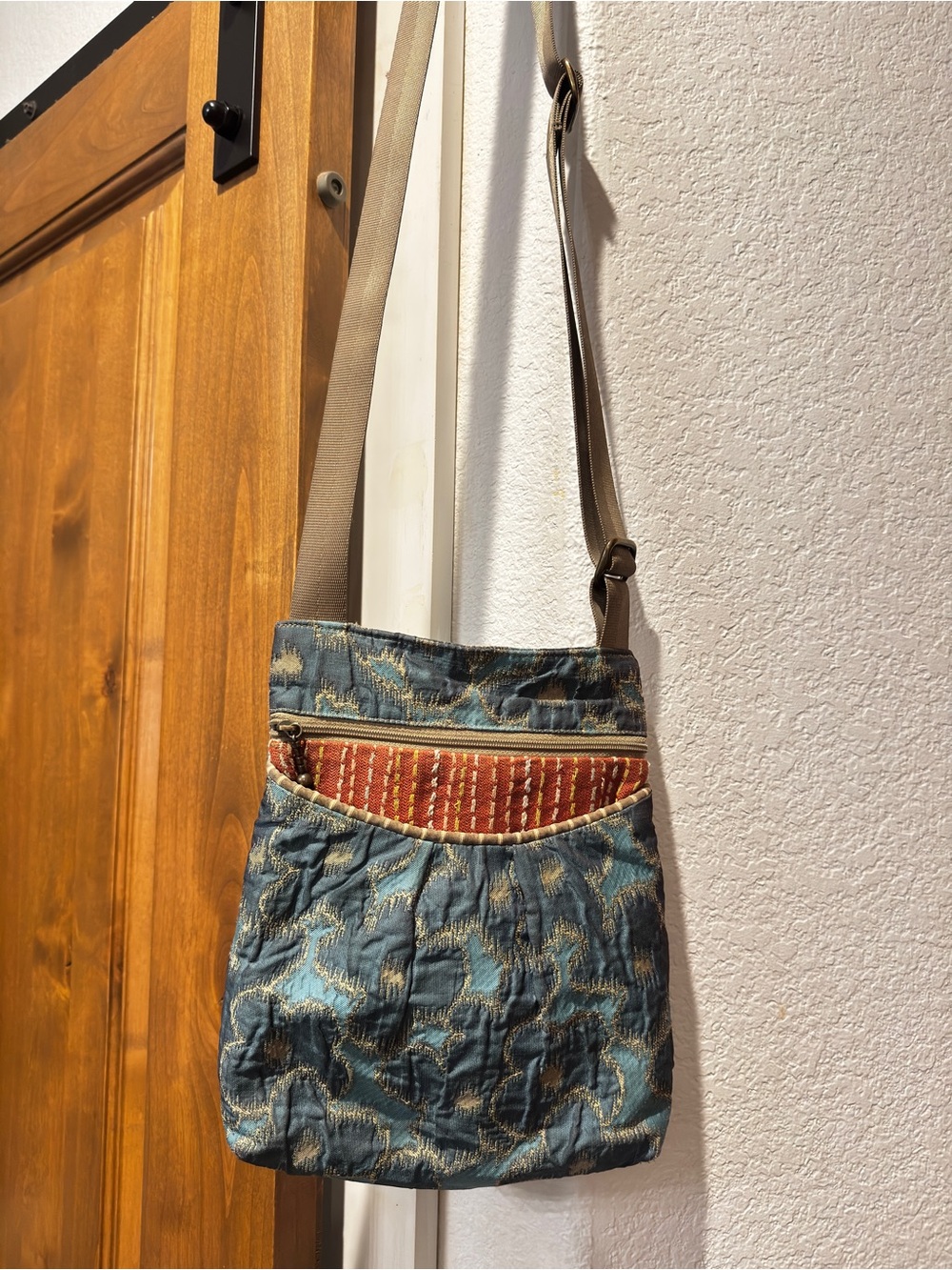 Maruca Design Floral Tapestry Woven Crossbody Bag Boho Handmade Boulder CO